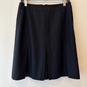 AKRIS punto black short pleated skirt size 6